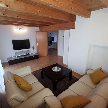 Ferienwohnung Ela Ройтте Екстер'єр фото